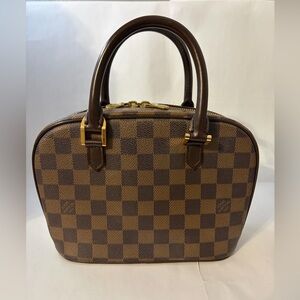 Louis Vuitton Damier Sarria Mini Handbag 
Brand Code: CA0072